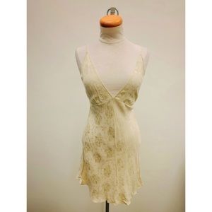 SOLD NWT Wilfred Dress Size Small